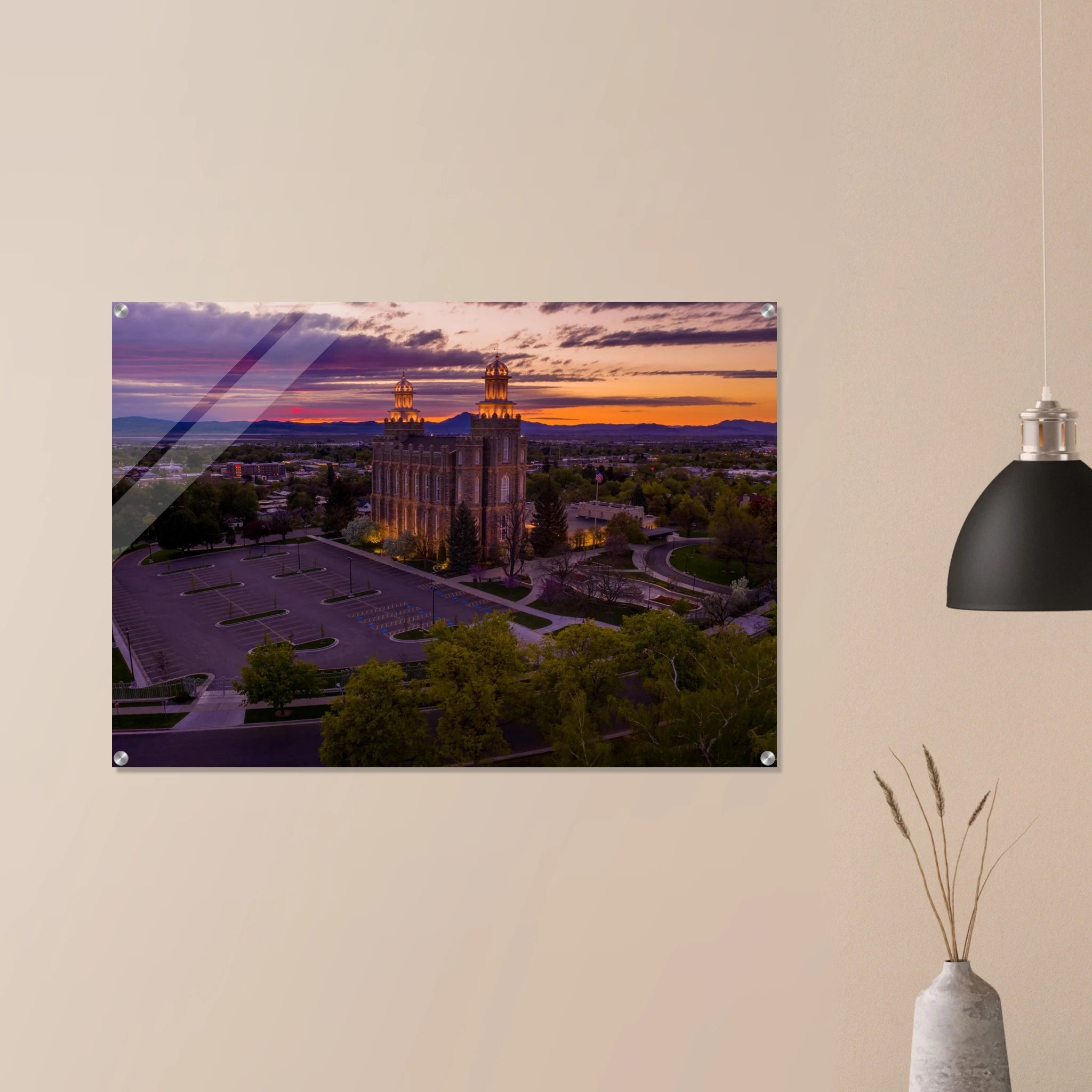 3e055b98-dc28-4a28-aaa7-f95b790eb57a