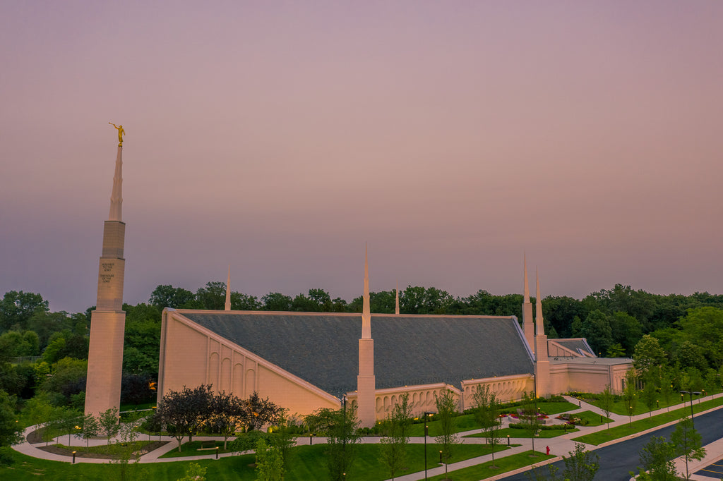 Chicago Illinois Temple: A Sacred Haven at Dusk