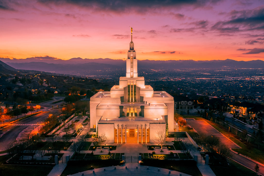 Eternal Light Over the Draper Temple