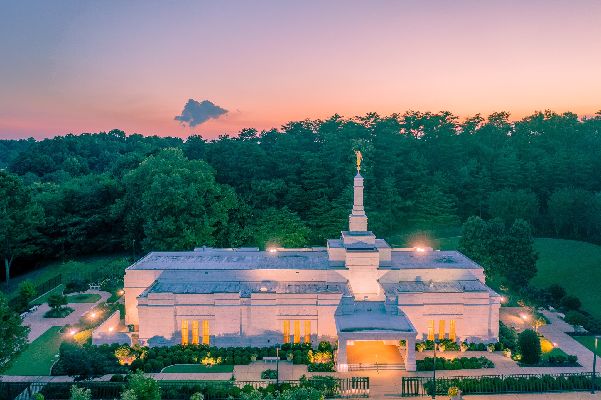 The Birmingham Alabama Temple: A Beacon of Light and Peace