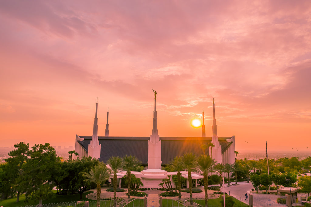 Light Amid the Desert: House of the Lord in Las Vegas