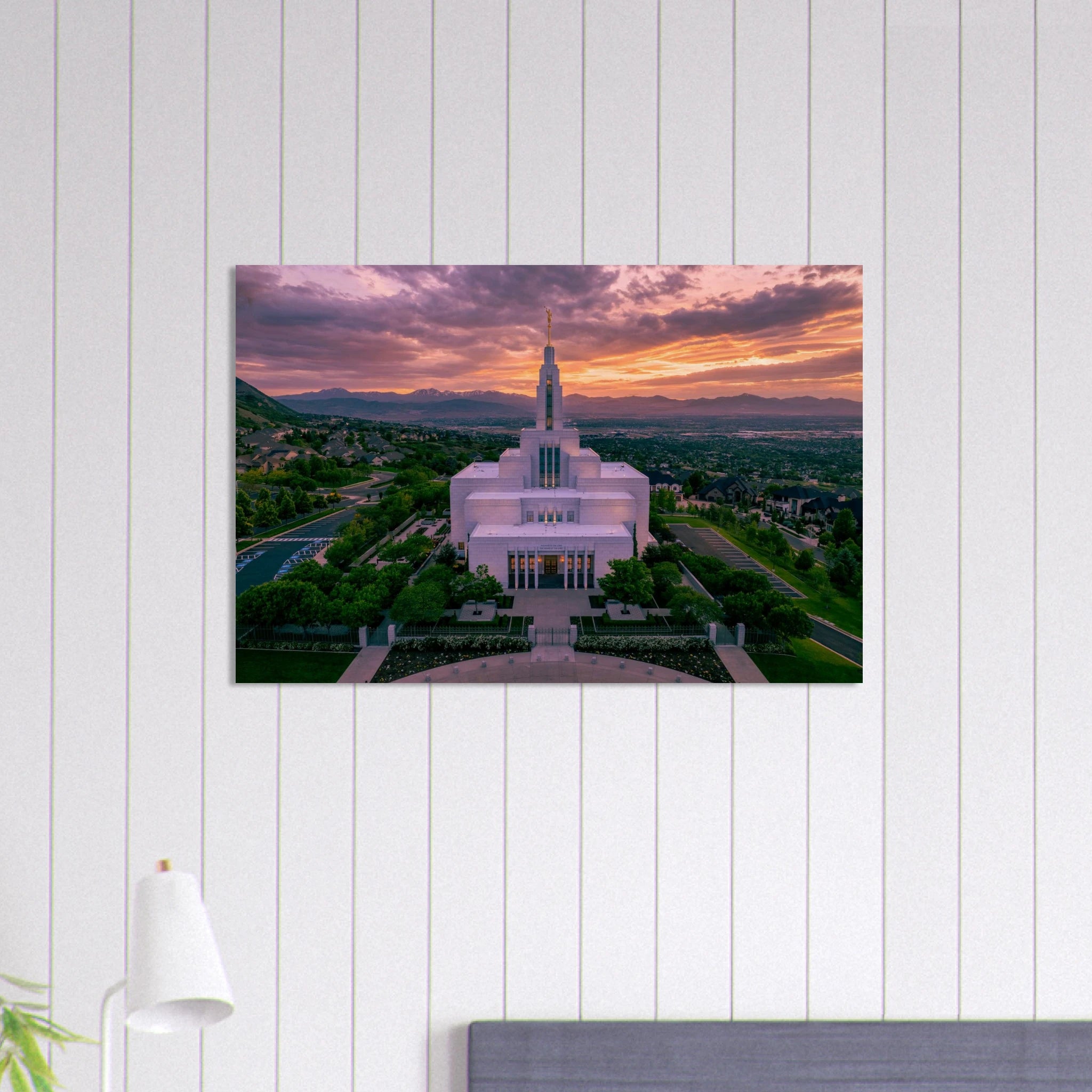 e3184989-687e-4c9e-ac4f-1a8166eb9aa2